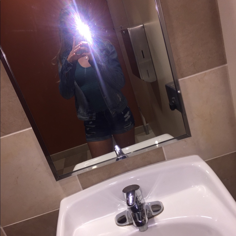 Meet your Posher, Lexie